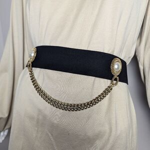 Women's black belt with pearls and chains 80s style
